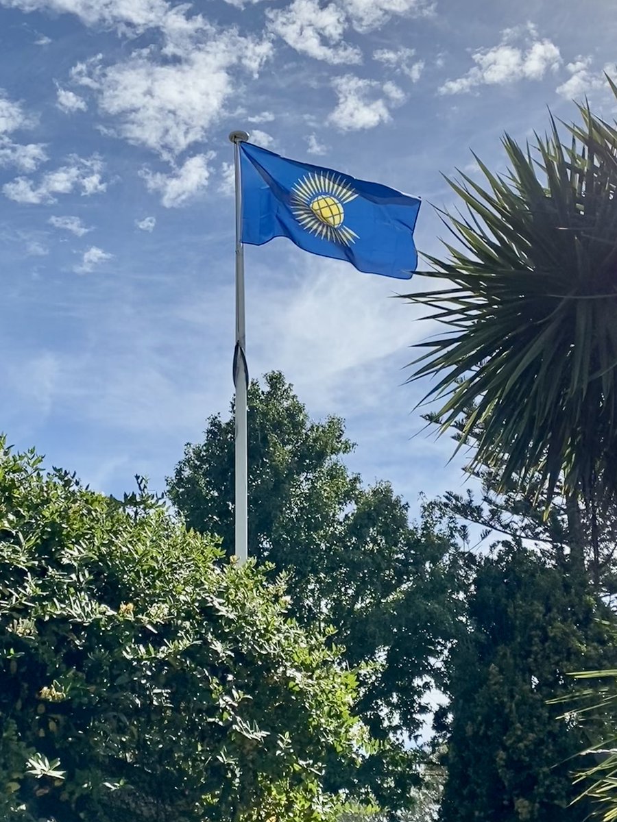 AndrewGWhitnall's tweet photo. I’m flying the #flag of the #CommonwealthOfNations for #CommonwealthDay.
The Commonwealth of Nations is an association of 56 independent countries, the majority of which were once within the British Empire.
The second Monday in March is Commonwealth Day.
Flag from @mrflag 🏴. https://t.co/O5OUlTdOf5