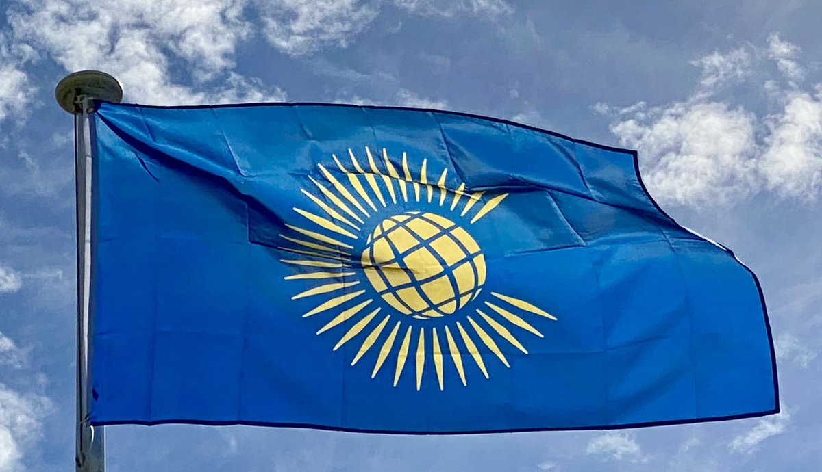AndrewGWhitnall's tweet photo. I’m flying the #flag of the #CommonwealthOfNations for #CommonwealthDay.
The Commonwealth of Nations is an association of 56 independent countries, the majority of which were once within the British Empire.
The second Monday in March is Commonwealth Day.
Flag from @mrflag 🏴. https://t.co/O5OUlTdOf5