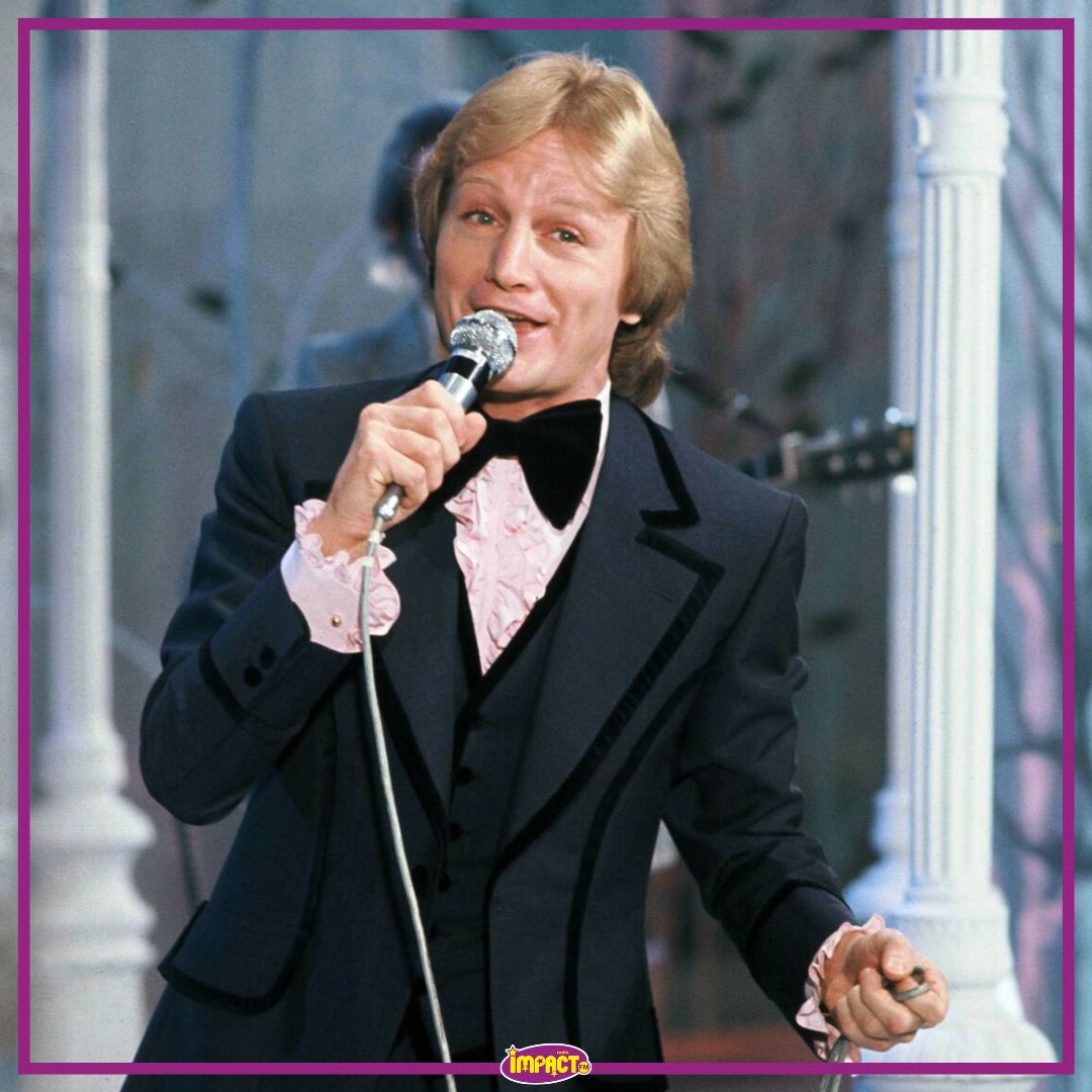 impactfm_radio's tweet photo. Le 11 mars 1978, Claude François disparaissait 🕊️ Impact FM lui rend hommage aujourd'hui avec un Déjeuner IMPACT spécial Cloclo entre 12h et 13h et un Top 3 à partir de 17h 💜
#ImpactFM #ClaudeFrancois #hommage #dejeunerimpact #Cloclo #vosplusbeauxsouvenirs https://t.co/GXL0Dhkhg1