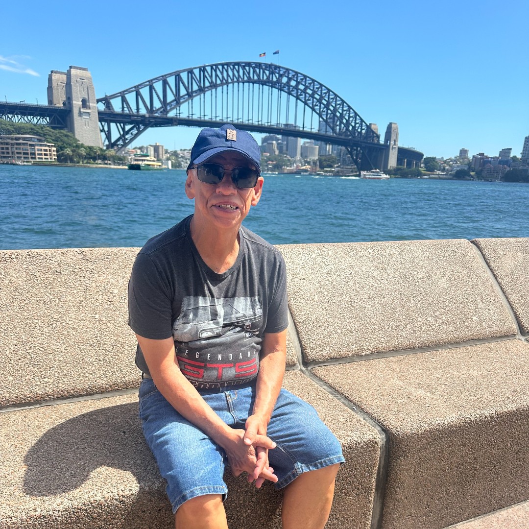 WindgapFDN's tweet image. Brew with a View! ☕ Ross, one of our incredible participants, enjoys the serene Opera House promenade with a breathtaking harbor view. Explore inclusive adventures with us - contact us today to learn more about our programs. #DayPrograms #WeAreWindgap