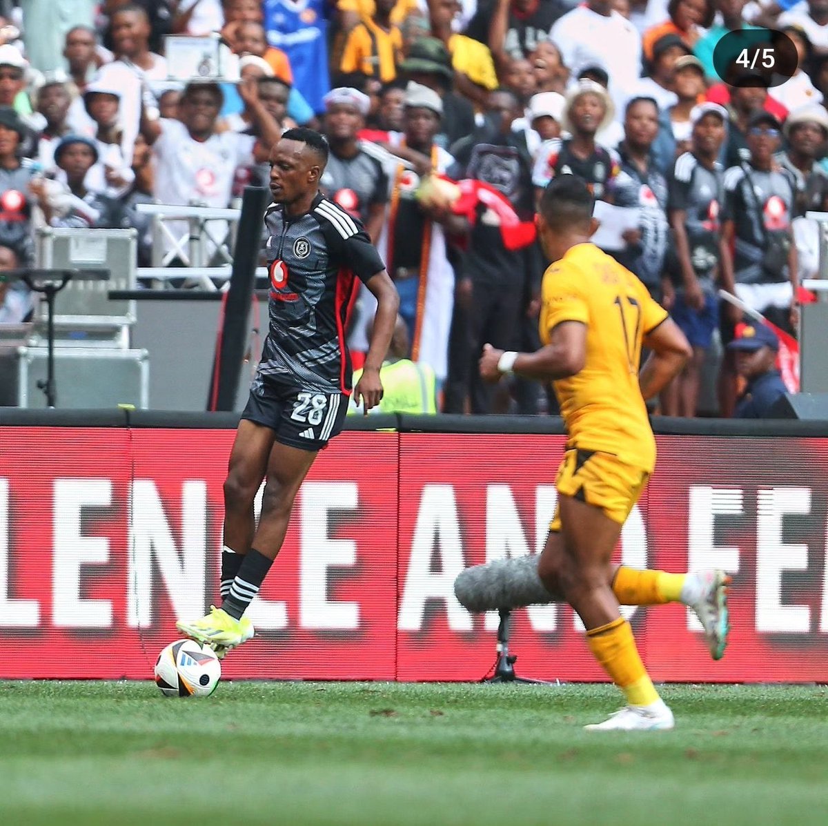 SiyaNdlovu91's tweet photo. 🚨🚨🚨🚨🚨principal of mob justice football 😮‍💨😮‍💨😮‍💨😮‍💨 https://t.co/RGmGJPGjQU