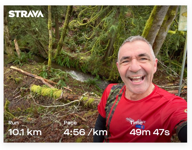 CharlesKuyper's tweet photo. Completed @vanislandseries Sooke 10k in fine form.   Next stop Comox HM
@CanadaArmyRun  ambassador showing off his colours 😃 https://t.co/qlYvYsvqev