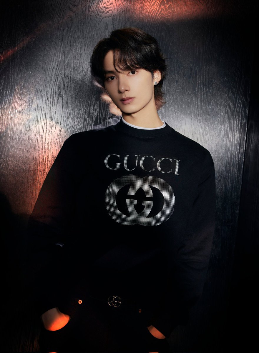 sounds_of_cheol's tweet photo. WEN JUNHUI FOR GUCCI ANCORA

#GUCClxJUN #GucciAncora
#JUN #文俊辉 @gucci @pledis_17 https://t.co/tD1VShGtmW