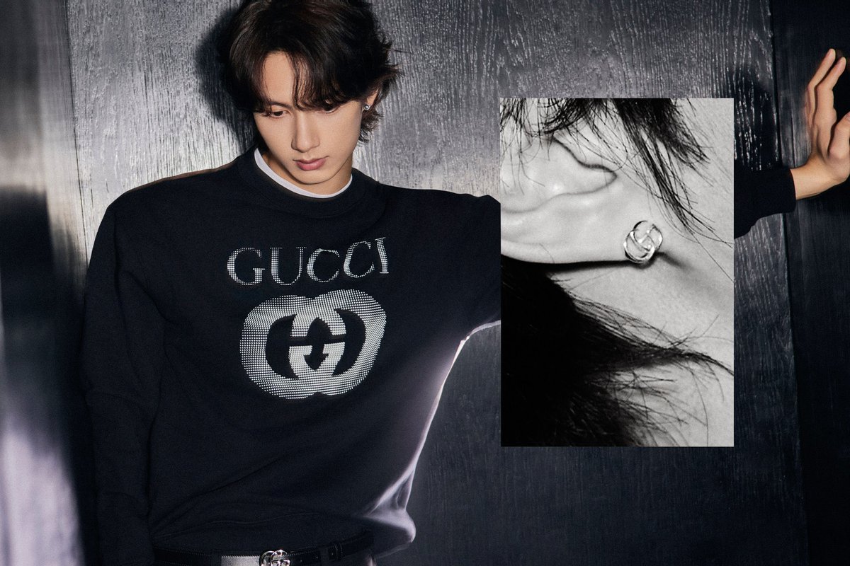 sounds_of_cheol's tweet photo. WEN JUNHUI FOR GUCCI ANCORA

#GUCClxJUN #GucciAncora
#JUN #文俊辉 @gucci @pledis_17 https://t.co/tD1VShGtmW