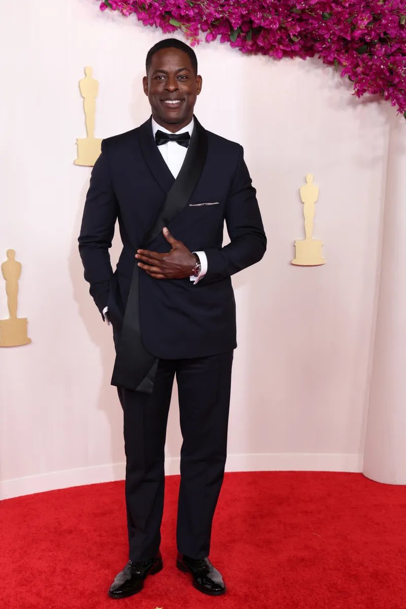 26_magazine's tweet photo. #Oscars #favoritefits #26Magazine #MensLuxury https://t.co/cPJHjHT8ty