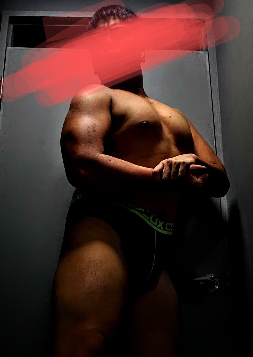 WeiLongerThen's tweet photo. Not lean enough for #maemithirst but I'll go on a cut in two weeks https://t.co/veTpoi6efF