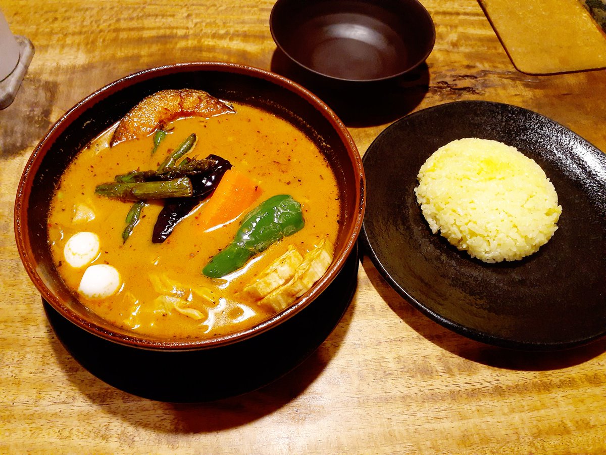 3Sufure0's tweet photo. チキン6番  ライスはS

ココ(強)追加で

遅めのランチ😋🍴💜 https://t.co/jIPsBtONvt
