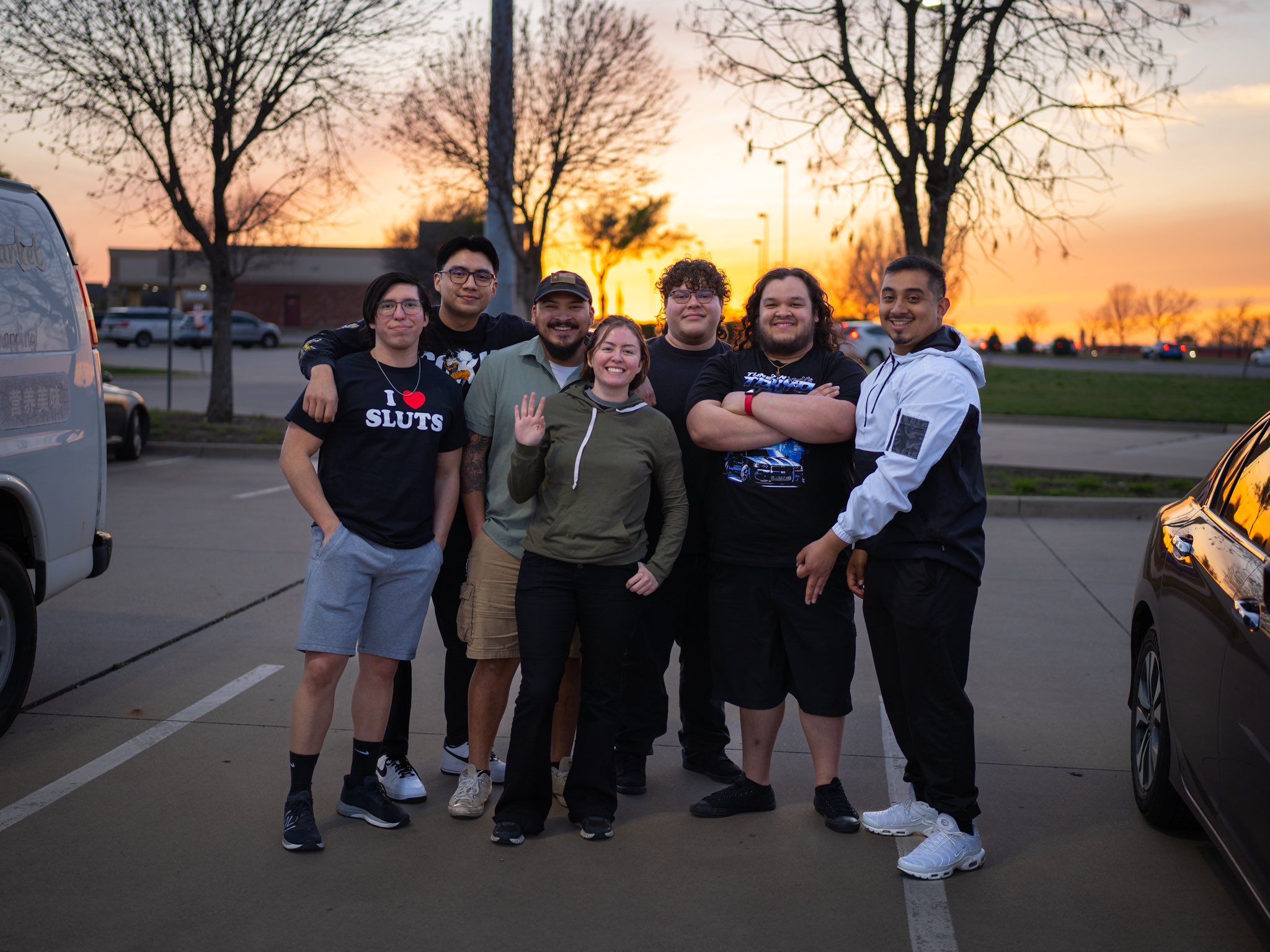 3 pic. Always a vibe when the gang is together 🤙 https://t.co/a0DbhIrk7B