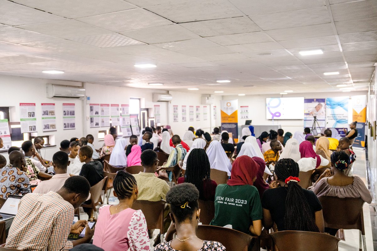 createch_tz's tweet photo. Youth from Tanzania dive into the world of AI and machine learning at the TeensInAI event, where they explore pitching, prototyping, and brainstorming for innovative projects. 🚀 

#TeensInAI #YouthEmpowerment #TeenInTech #WomenInTech #TechForAll #AIethics https://t.co/ggAKrmV92H