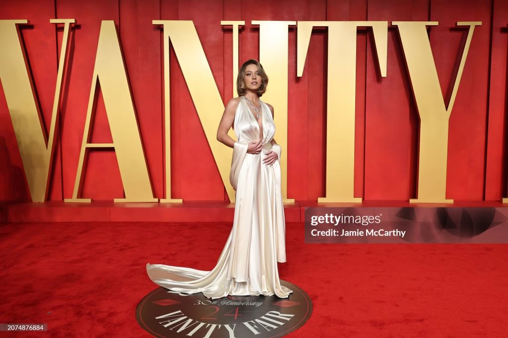Sydney Sweeney at Vanity Fair shuts down the red carpet in vintage Marc Bouwer Angelina Jolie Gown from Oscars 2004