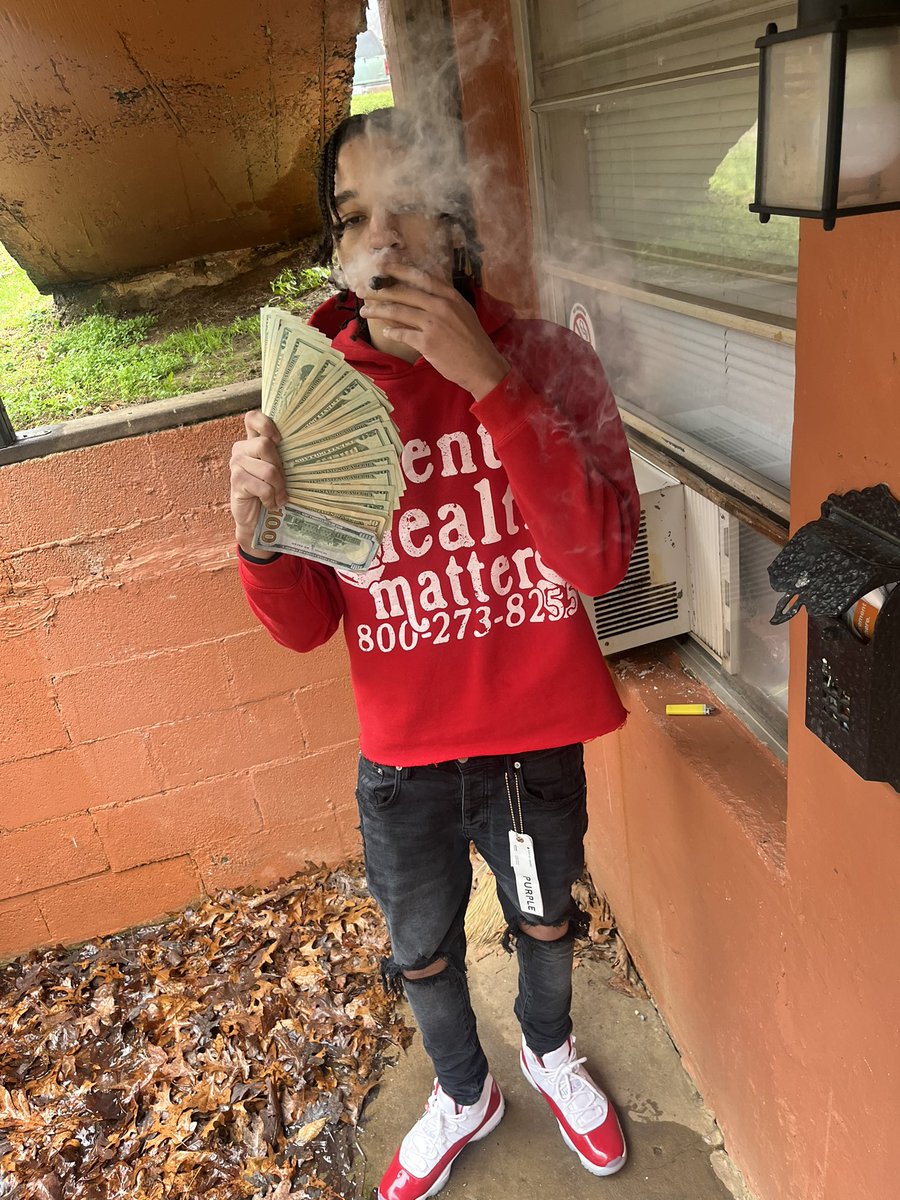 💰 tweet media