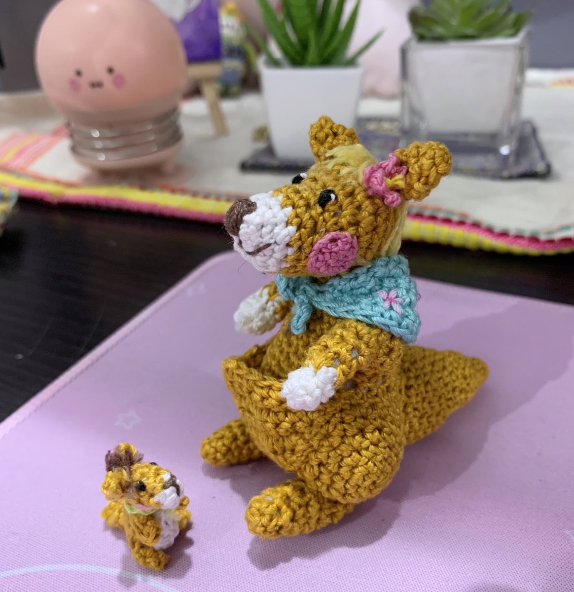 Hanami_55's tweet photo. Mama Kangaroo and her baby 🦘✨🩵 #kangroo #Amigurumi https://t.co/Y0AvCl5pMn