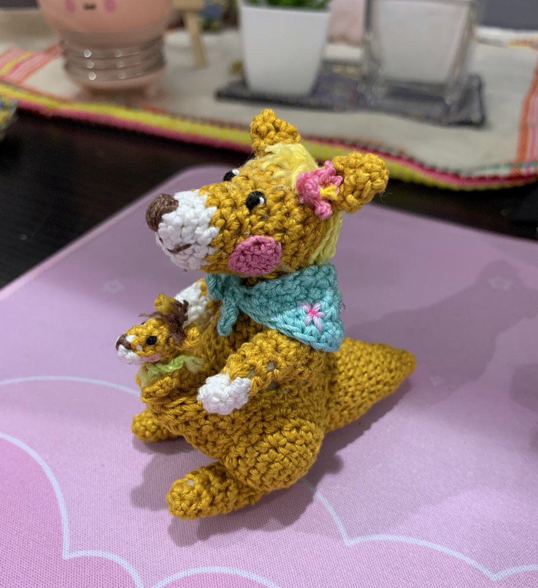 Hanami_55's tweet photo. Mama Kangaroo and her baby 🦘✨🩵 #kangroo #Amigurumi https://t.co/Y0AvCl5pMn