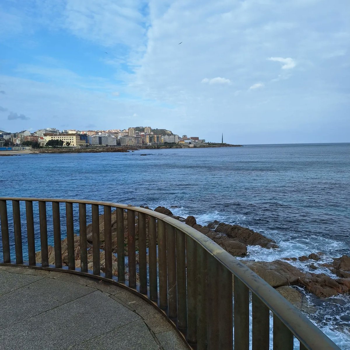 Conocéis #ACoruña y entorno, pero no los rincones 🔎que os vamos a enseñar  🎂 en el  #10añosGaliciatb
Gracias a <a href="/chapka_es/">Chapka_es</a> y <a href="/estrellagalicia/">Estrella Galicia</a> @mundoestrellagalicia  y otros colaboradores de este encuentro 
Nos vemos el viernes 😉