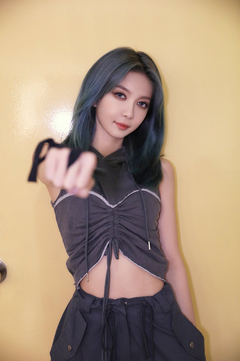 갑자기 초록머리 판다 보고싶음