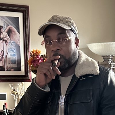Lowtide247's tweet photo. #NewProfilePic https://t.co/jG5t9B3mSH