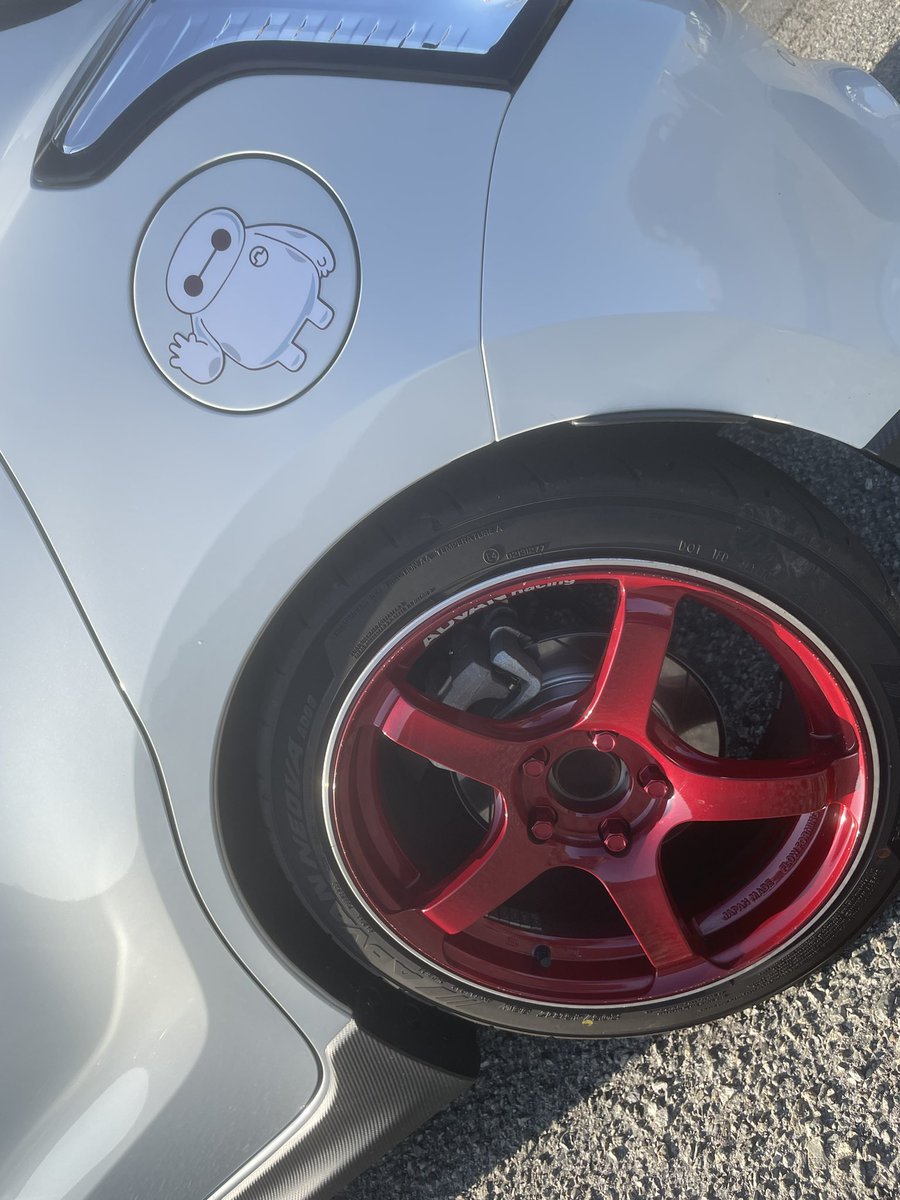 Rin_zc33s's tweet photo. ホイール綺麗になったから久しぶりに写活してきた🙂
#スイスポ #スイフトスポーツ #SWIFTsport #SWIFT #zc33s #車好き #車好きと繋がりたい #ADVAN #ADVANRacing #TC4 #スズキ #SUZUKI #suzuki #ヨコハマ #キャンディレッド #CandyRED https://t.co/YBxviIG5V1