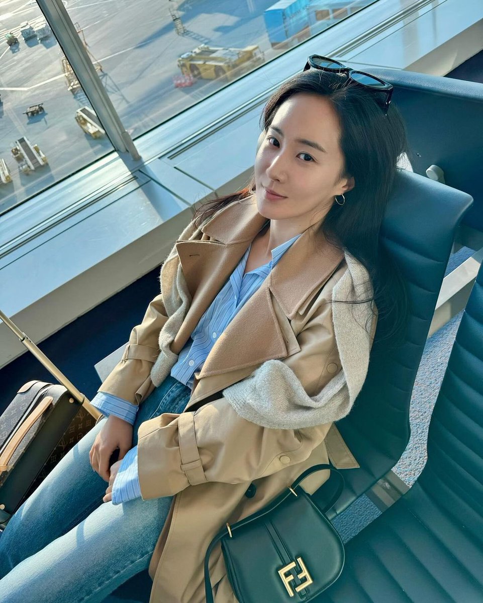 dorkyuri's tweet photo. 언니 ☺️ https://t.co/4dMii8RiQ6