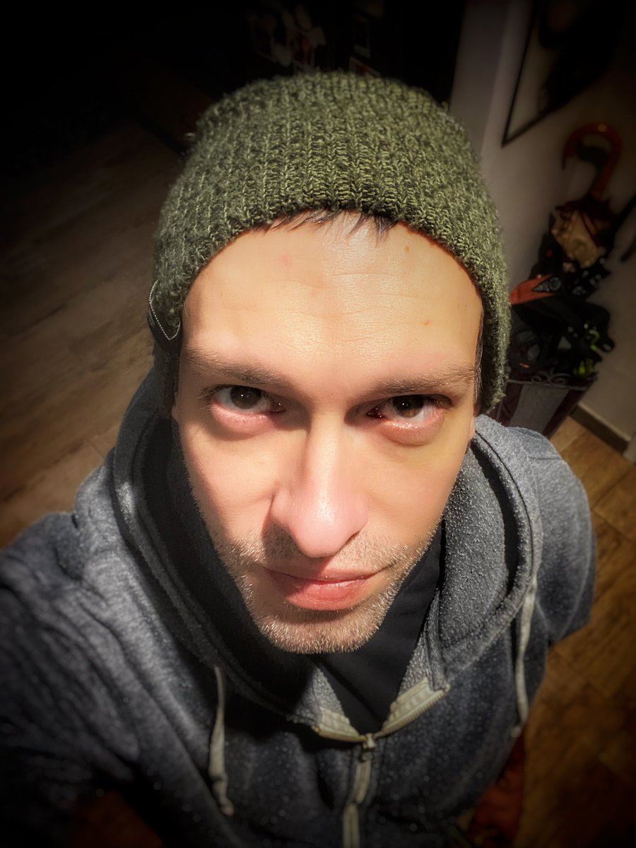 Monday morning 😒🤔 … Ok I can do it .. I guess 😂💪🏻 

#monday #mondaymorning #mondaymotivation #mondaymood #stefanosemprini #musician #singer #singersongwriter #songwriter #earlymorning #ican #icandoit #instagood #instapic #instamorning #tiktok #twitter #facebook #readytogo
