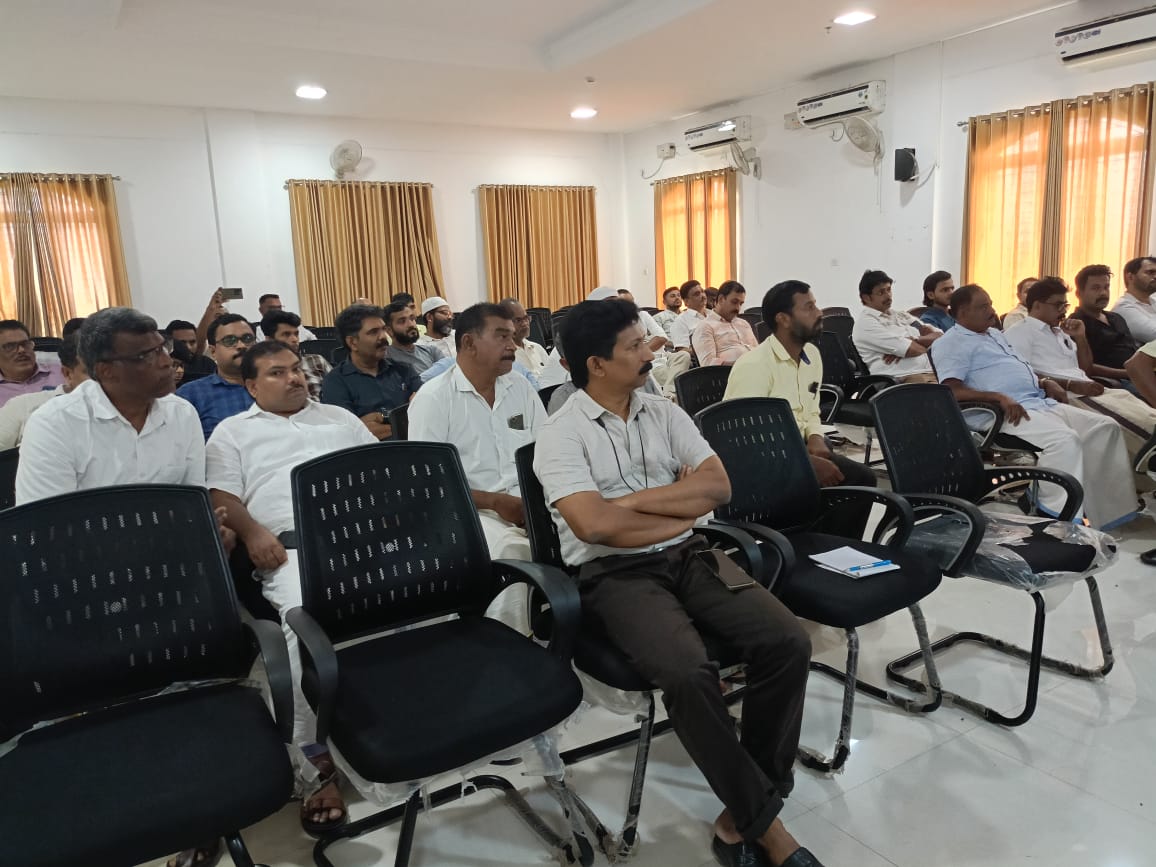 KvasuPookode's tweet photo. Seminar by TOST (Trust Of Saftey &amp; Taste), a collective by KVASU &amp; other organizations, Departments in Food Business in Kerala,  at Malappuram Civil Station https://t.co/bOhX01jzLI