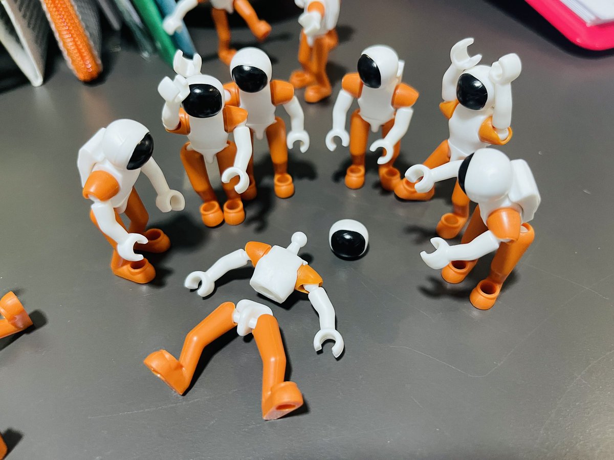 Jo’s friend’s encounter a crime scene… I’m sure year 4 can help us put Jo back together again! #vexgo <a href="/VEXRobotics/">VEX Robotics</a>