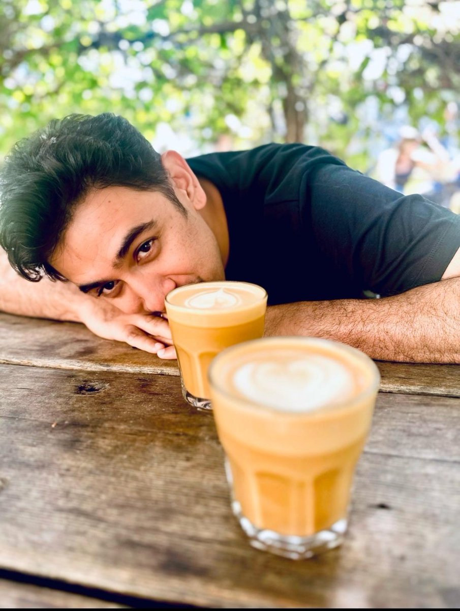 Perfect way to kick start the morning and beat the monday blues by Amit Sadh☕️💪 #AmitSadh #MondayMotivation