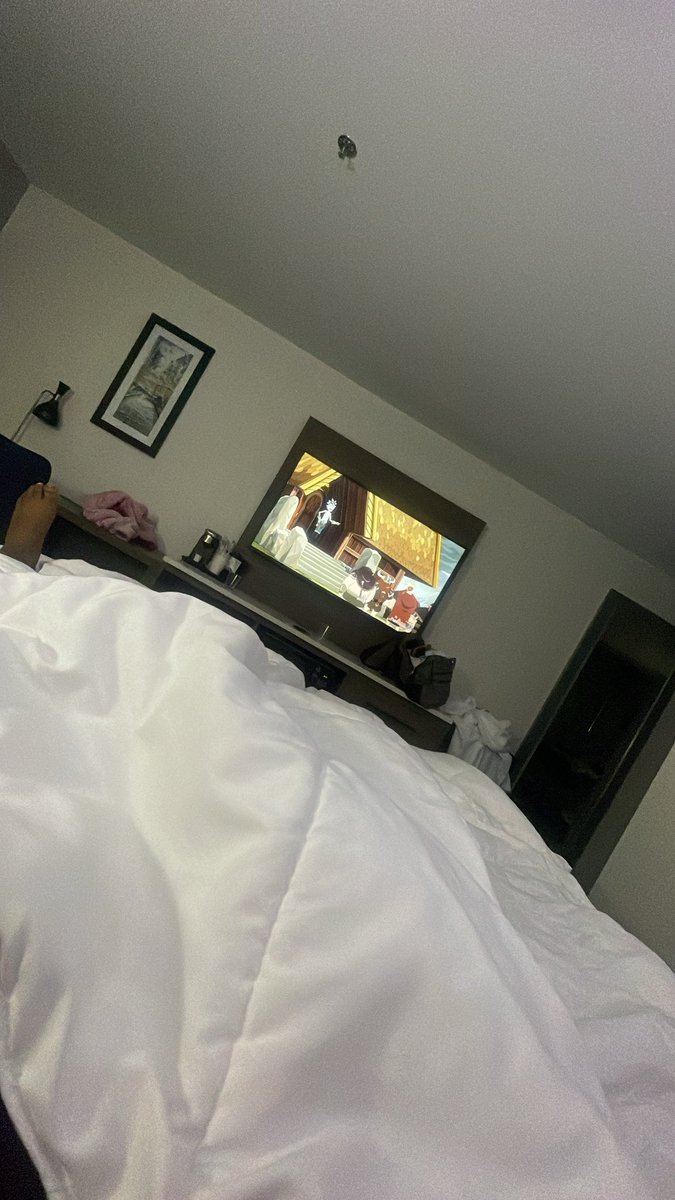fto5L's tweet photo. I fuk too good this guh fell asleep iss 2:38 am I wsnt summo 🐱 https://t.co/SuG7sIpj08