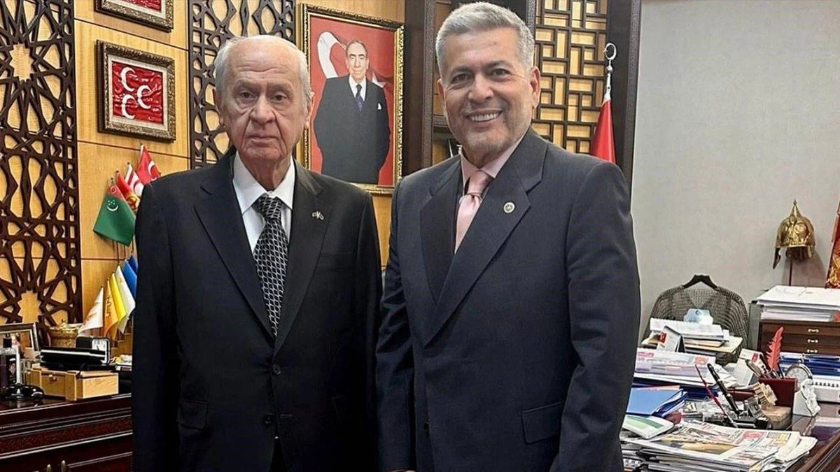 VakıfBank adına sahte belge düzenleyip ve bu belgeyle İsviçre’den 45 milyon avro kredi çekmeye çalışmasıyla gündem olan MHP Mersin Milletvekili Levent Uysal’ın 2020 yılında Sırbistan vatandaşlığı aldığı, aynı zamanda Dubai'den de oturma izni aldığı ortaya çıktı.