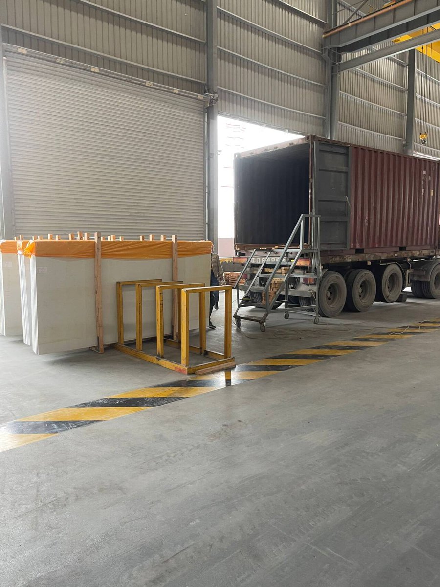 Julie_vinstone's tweet image. #loading
Ariston white artificial marble have been finished loading, will be delivered to customer soon...
Contact me if you are interested.
WhatsApp📲 +86 15327411579
wa.me/8615327411579
E-mail📩: Sell102@vinstone.com
#artificialmarble #marble #Royalbotticino #countertops