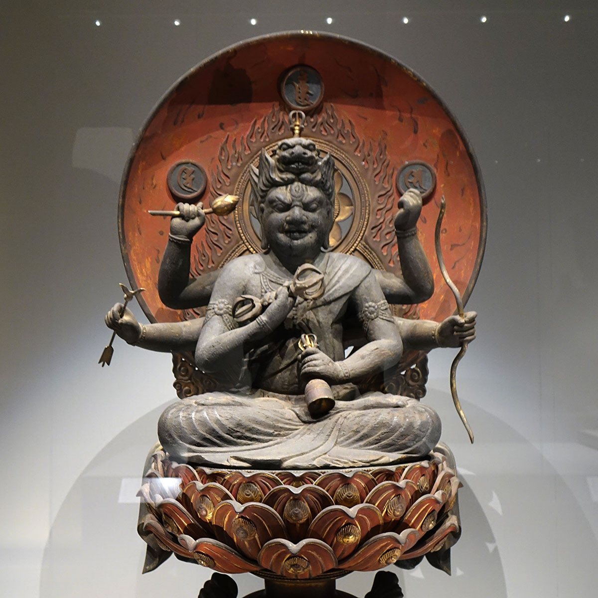 京博名品ギャラリー】 彫刻展示「平安時代の彫刻」（～3/24）より 愛染