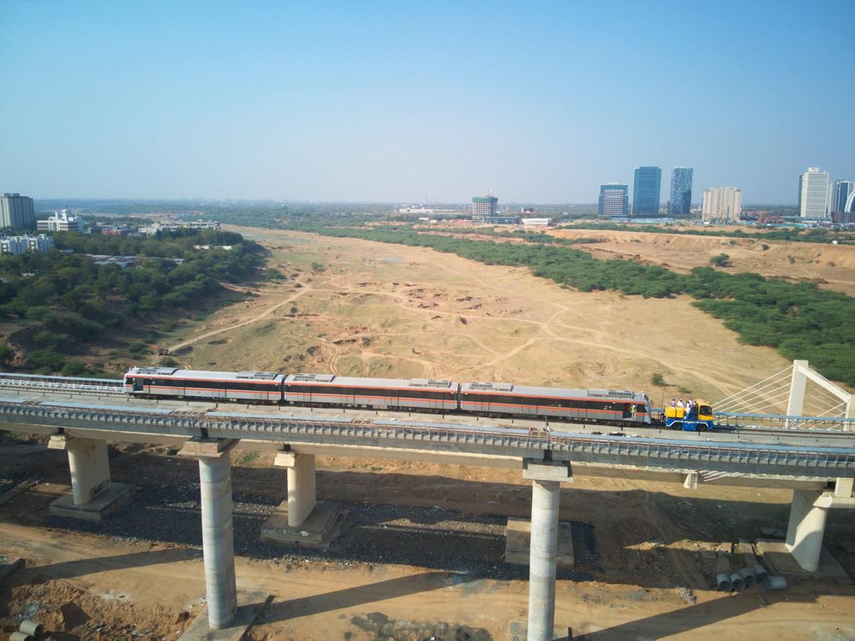 #AhmedabadMetro: On Sunday #GMRC initiated a trial run on the GIFT City - GNLU section. The #CMRS team will come for the final #inspection once the trials are done for this 21km stretch which is likely to be opened by June.

#metrorail #Metro #Ahmedabad #Gujarat #DwarkaExpressway