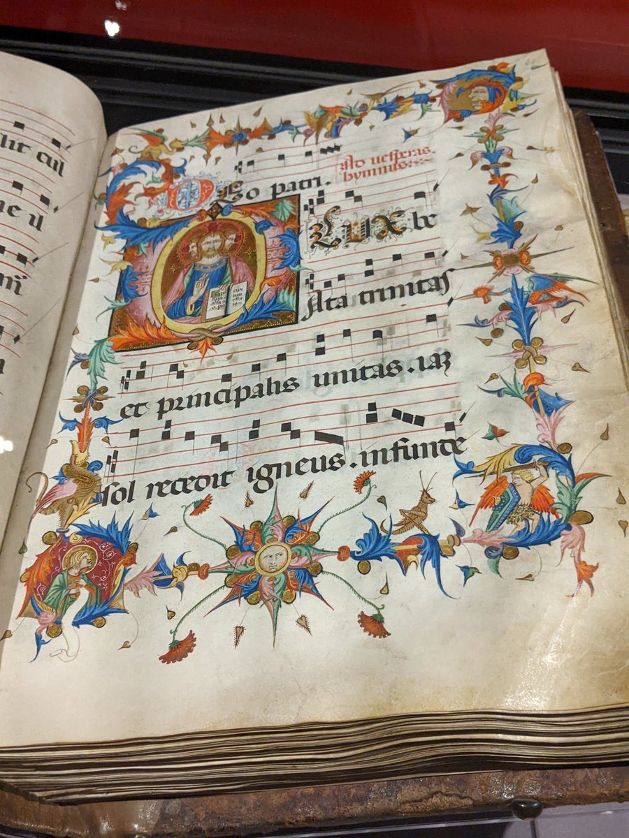 O lux beata trinitas; a hymn for vespers on Saturday. The hymnbook for the Augustinian friars of the monastery of the Holy Saviour at Lecceto was designed so a group could sing round it and also admire the dragon, grasshopper, and Trinity! #medievalmonday #manuscriptmonday