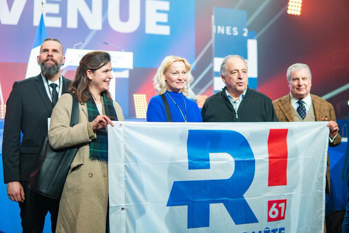 L’Orne était bien représentée parmi les nombreux spectateurs du grand meeting #Reconquete hier.

Ce fut l’occasion de fixer le cap pour les trois prochains mois de campagne : pour #LaFranceFiere, contre l’islamisation et la bureaucratie bruxelloise.

#VotezMarion #Europeennes2024