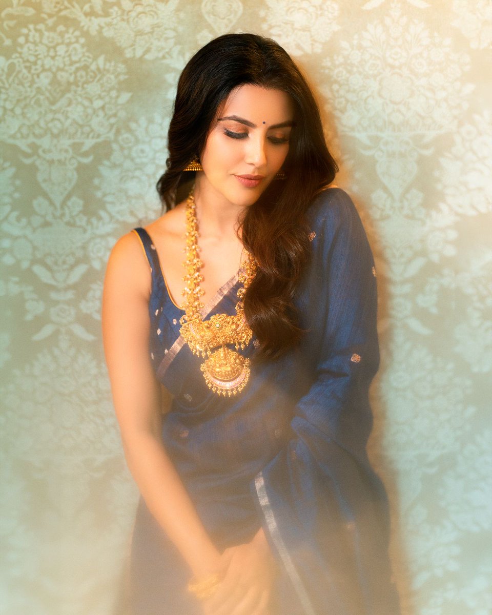 PriyaAnand tweet picture