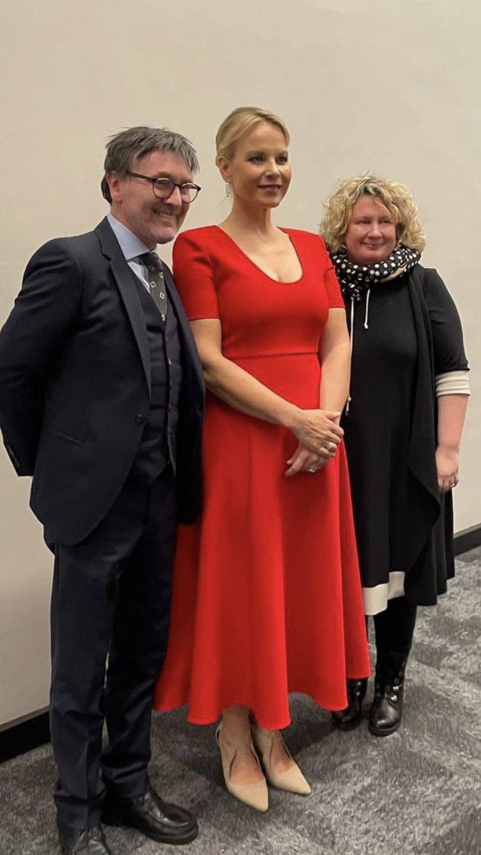 An unforgettable @RTElyricfm live concert on Friday night with the amazing @elinagaranca and @NSOrchestraIRL with @karelmarkcichon for @happywomensday at a packed @NCH_Music With @TheGailHenry and the great 'mezzo' after the performance !