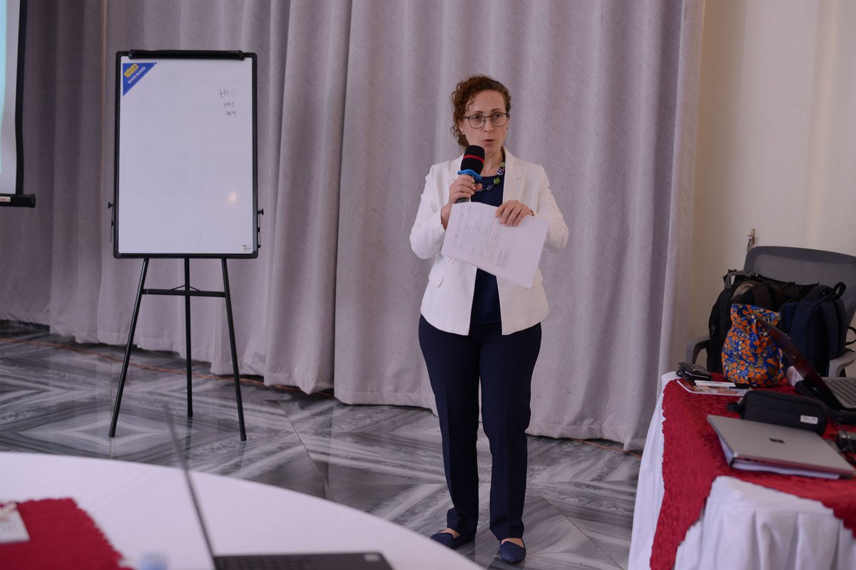 MbararaUST's tweet photo. Dr. Sabina Di Prima (PhD) from @VUamsterdam was one of the presenters in session 1 on ๐
๐จ๐จ๐ ๐ ๐๐ก๐จ๐ฎ๐ ๐ก๐ญ: "Food Systems & Nutrition-Sensitive Agriculture/Climate Change and Climate Smart Agriculture," alongside Dr. Denyse Snelder (PhD) at the #RLLLTraining Workshop. https://t.co/w5Oqoo9h4g