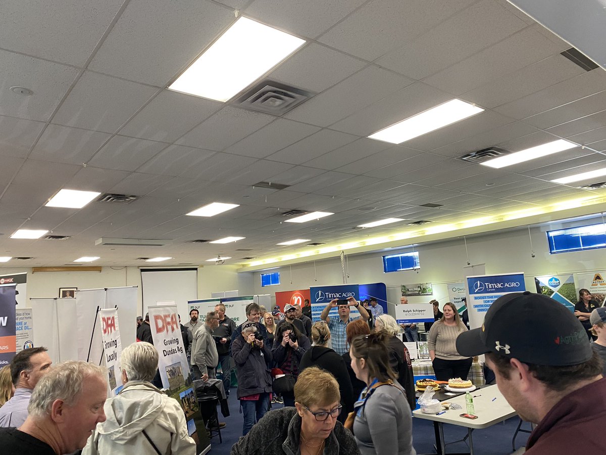 #FCCinCassleman and #FCCinKanata met with lots of familiar faces at the Dundas Farm Show in Chesterville, ON on Friday. Well done to all exhibitors and we look forward to seeing many of you this week again at @OttawaFarmShow