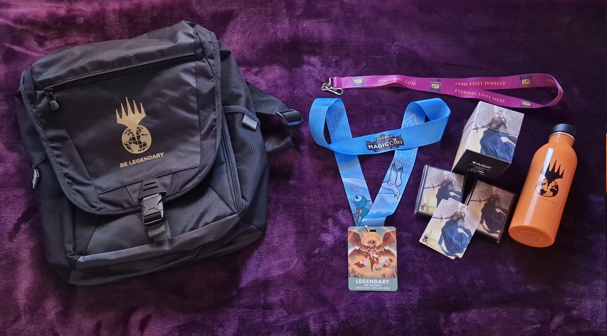 1 SORTEO🥳 2 GANADORES🏆🏆

De la mano del GRAN <a href="/Naisirc/">Naisirc</a> os traigo este sorteo recién traído de la MAGICCON de Chicago🤯😍

Para participar:

- Follow a <a href="/Naisirc/">Naisirc</a> y mi✅️
- Dar❤️ y RT🔁
- Menciona a un amigo🫂

El 1º se lleva la mochila y el 2º el merchan✨️🥳

🍀MUCHA SUERTE🍀