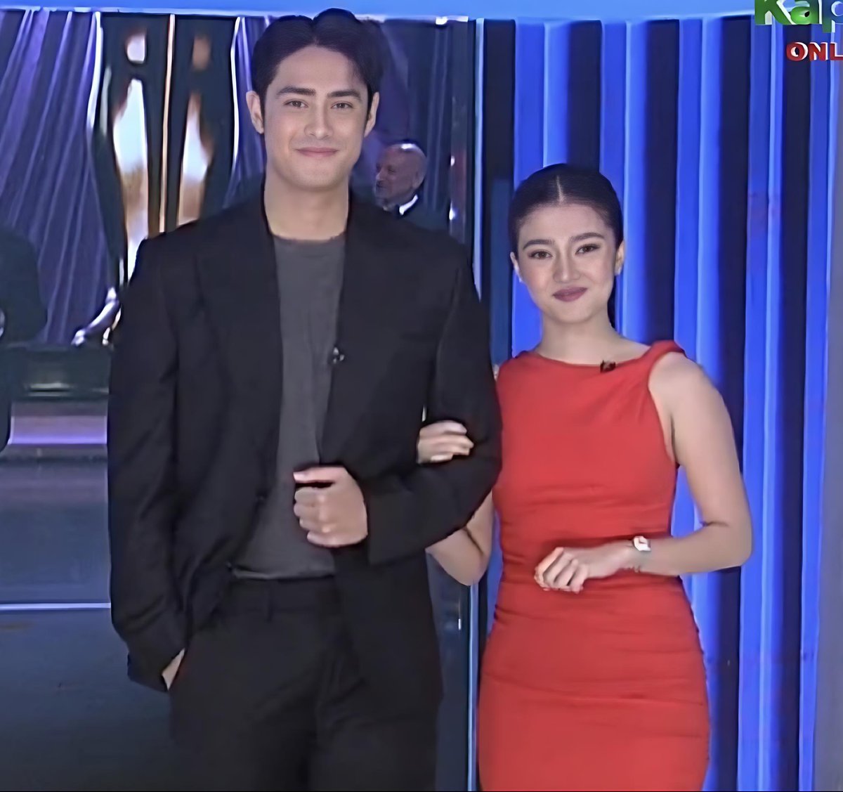 JavelosaBelle's tweet photo. Job well done my loves @donnypangilinan @bellemariano02 ang galing2 nyo! 🙌👏🥰❤️ 

DONBELLE STAR PATROLLER

#CantBuyMeLove #StarPatroller
#DonBelle #TvPatrol #StarPatrol
#DonnyPangilinan #BelleMariano https://t.co/oYVjQl5QuC