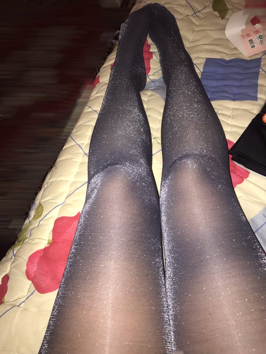 Çamaşırlarımdan satın alacak köpeklerime baştan çıkartacak çeşit çeşit resimler hediye ediyorum