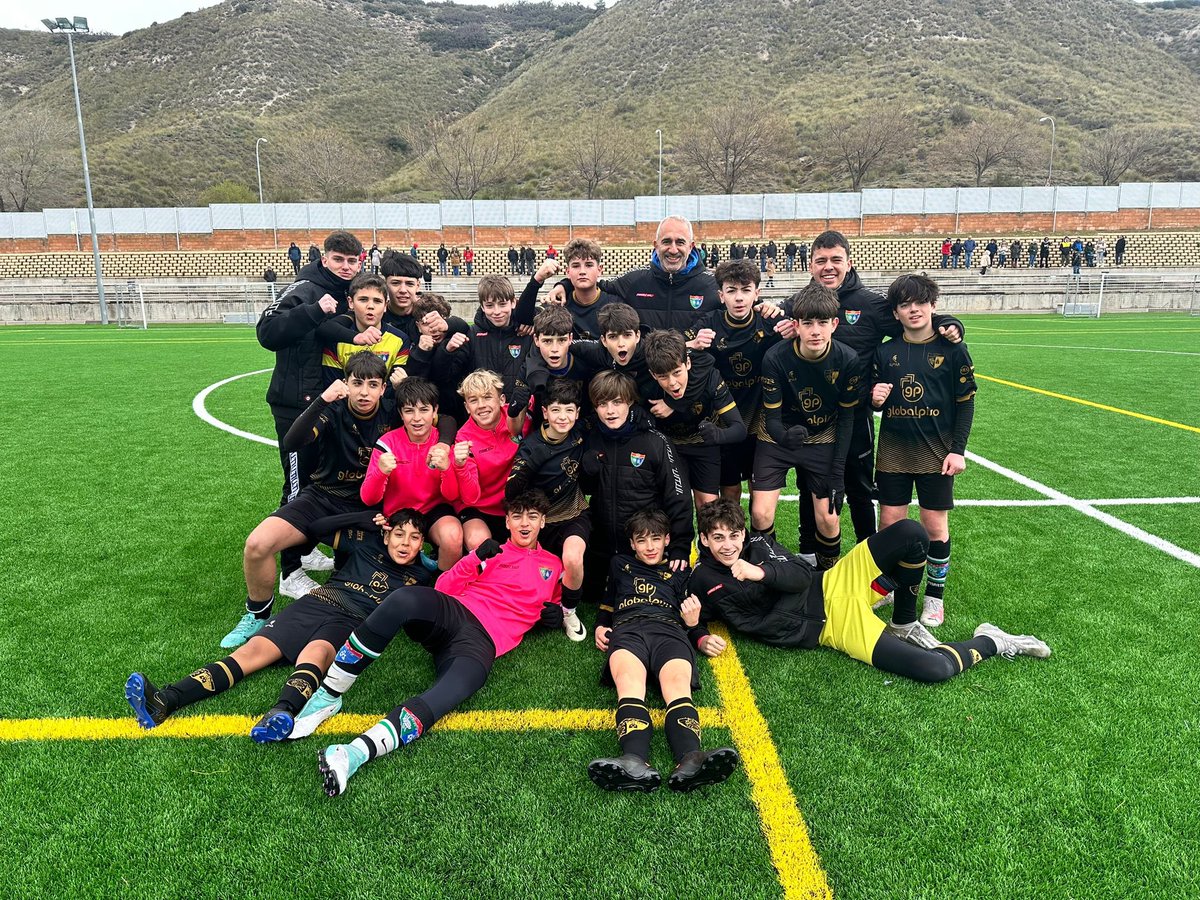 edmoratalaz's tweet photo. ¡El equipo Infantil C, D y E brillaron en el campo hoy! Más que una victoria, fue un espectáculo de trabajo en equipo, esfuerzo y pasión por el juego. 🏆⚽️ 
#Fútbol #TrabajoEnEquipo #PasiónPorElJuego #InfC #InfD #InfE #vamosmorata https://t.co/LsyErBkjaH