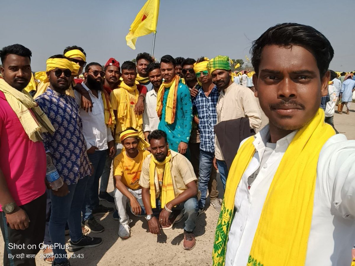 veerrudraprata1's tweet photo. Do You Know Why 10 Lakhs Kudmi People of Chotanagpur sitting in 38 degree Temperature ??
Ans -Only for protect own identity, history, demography, Genetics, culture, rights and obviously own mother Language .
Johar 🙏
#KudmiST #WeWantJustification #WeWantKudmali #WeWantST https://t.co/T85hgo51Ab