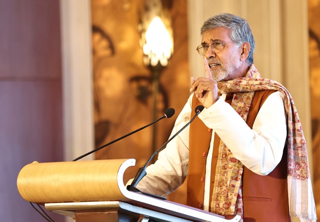 'We are all born with an ocean of compassion. We are a walking ocean of compassion.' With these inspirational words, Nobel Peace Laureate @k_satyarthi closes the formal addresses of our 2024 Conclave, Creating a Compassionate World for Children.