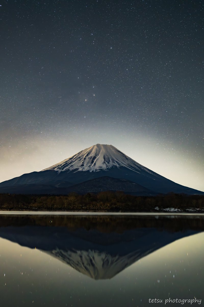 精進湖のこのリフレクションやばすぎて星