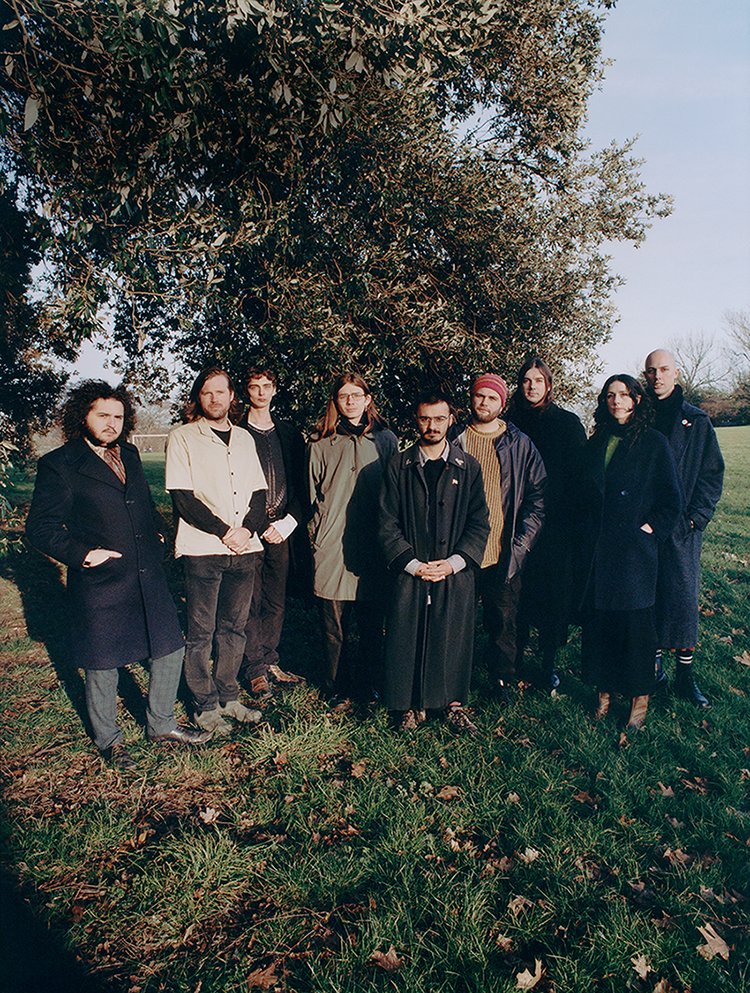 Inside The Wire 482: Shovel Dance Collective

Combining the extremely trad with the incredibly weird, the London group fan the flames of folk for a new generation. 

Read the interview by Lucy Thraves in our new issue: thewire.co.uk/issues/482