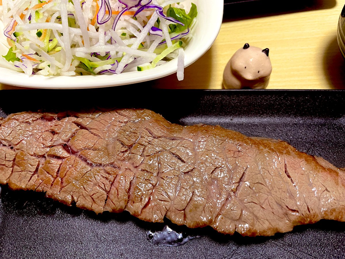 Usaramoti's tweet photo. 肉だー！ https://t.co/twWAR75PVG