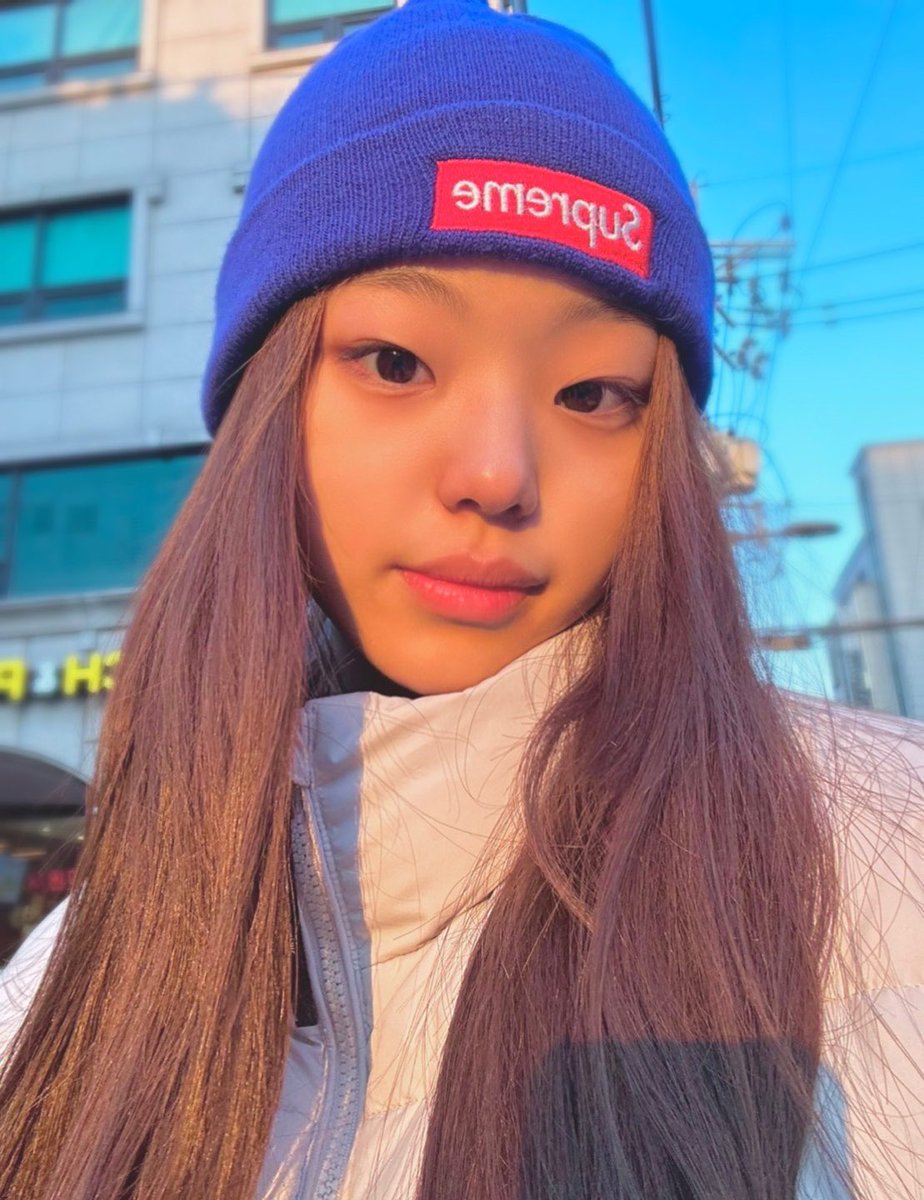 Lapillus_twt's tweet image. 오늘도 좋은 하루 보내세요 🍀🤞

#Lapillus #라필루스 #Haeun #하은