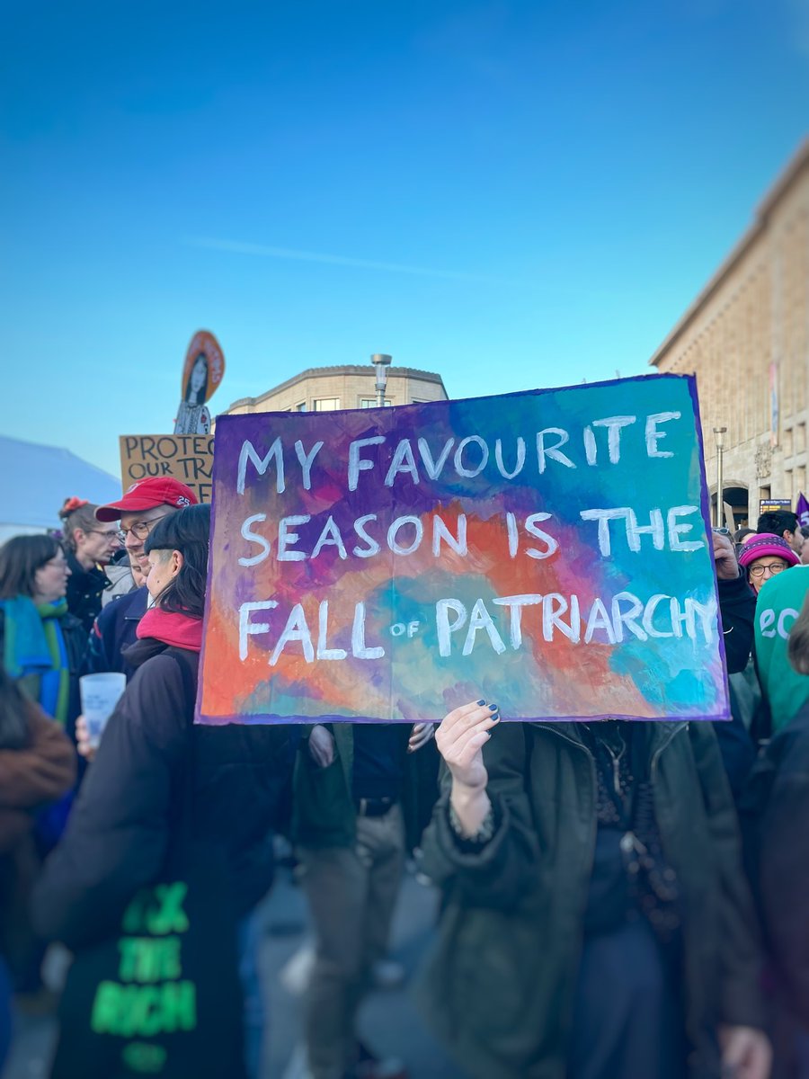 europeangreens's tweet photo. 💜 Proud to stand with the Belgian Greens at the Women’s Rights Protest in Brussels! 💚 15,000+ strong demanding rights for women &amp; gender minorities (abortion, equal pay, etc.). 💪 Let's keep fighting for our beliefs &amp; rights &amp; #ChooseCourage in the 2024 EU Elections #IWD2024 https://t.co/ThqXbWkbbS