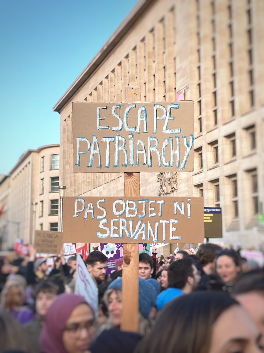 europeangreens's tweet photo. 💜 Proud to stand with the Belgian Greens at the Women’s Rights Protest in Brussels! 💚 15,000+ strong demanding rights for women &amp; gender minorities (abortion, equal pay, etc.). 💪 Let's keep fighting for our beliefs &amp; rights &amp; #ChooseCourage in the 2024 EU Elections #IWD2024 https://t.co/ThqXbWkbbS