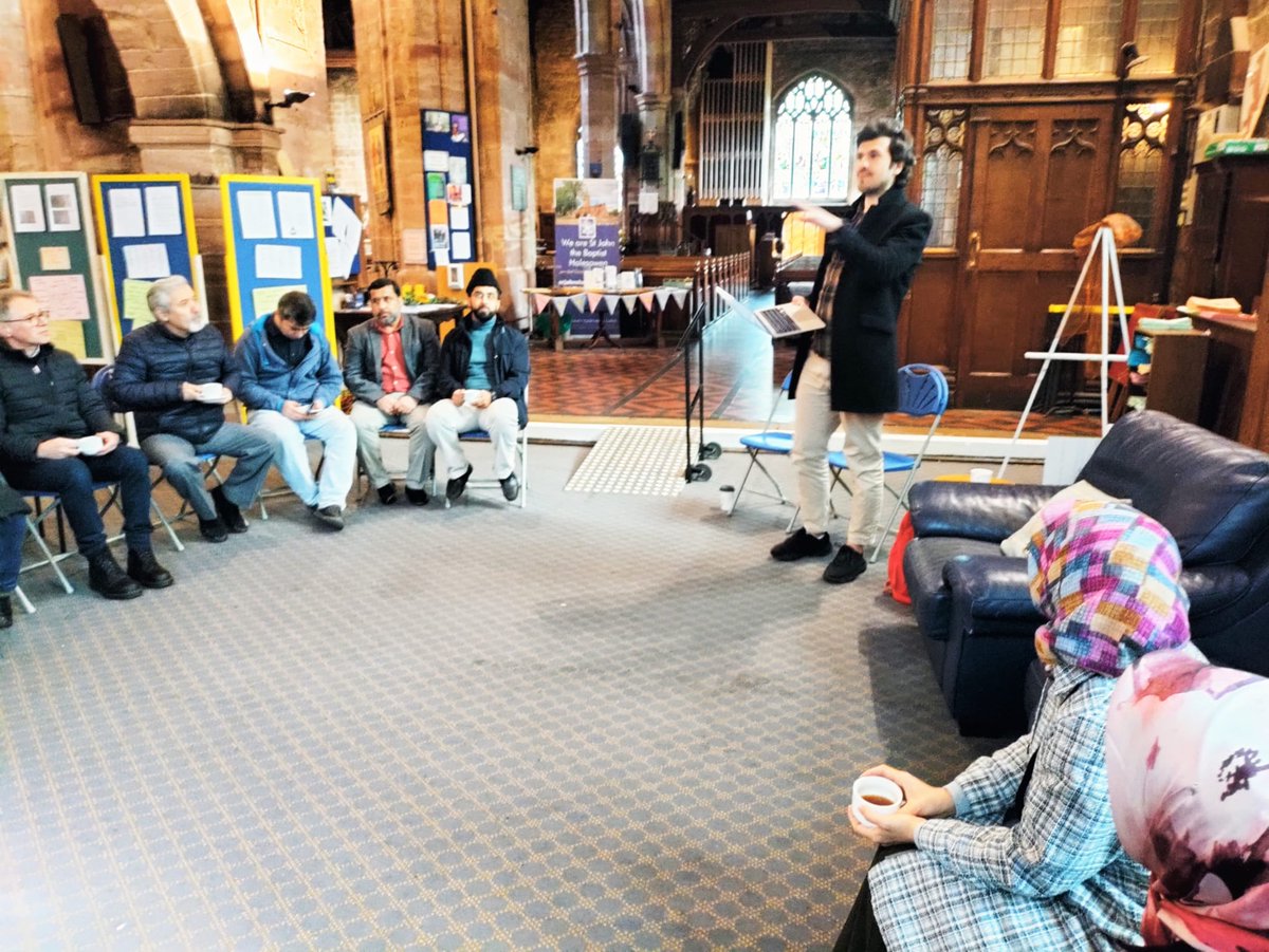 amea_wm's tweet photo. #love #Religios #leaders #faith #Prophet #islamAhmadiyyat #Church work all together to spread #peace in the #Community to bring all people together.
#IslamAhmadiyyat always lead by examples to show the #love to all #humans without any #Race #religion. https://t.co/tWU4joAdsU